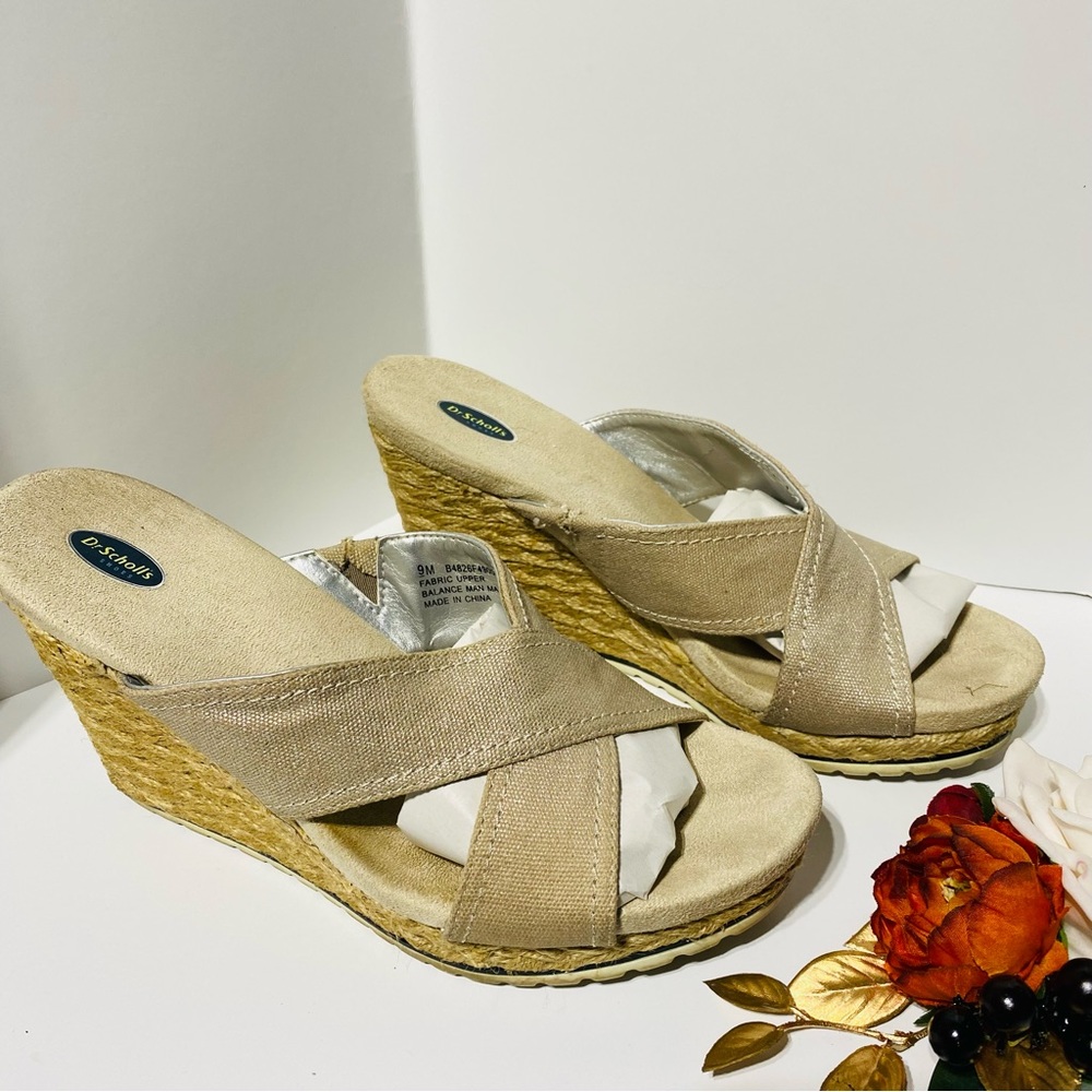Dr. Scholls gold shimmer sandals wedge advance comfort series Size 9M